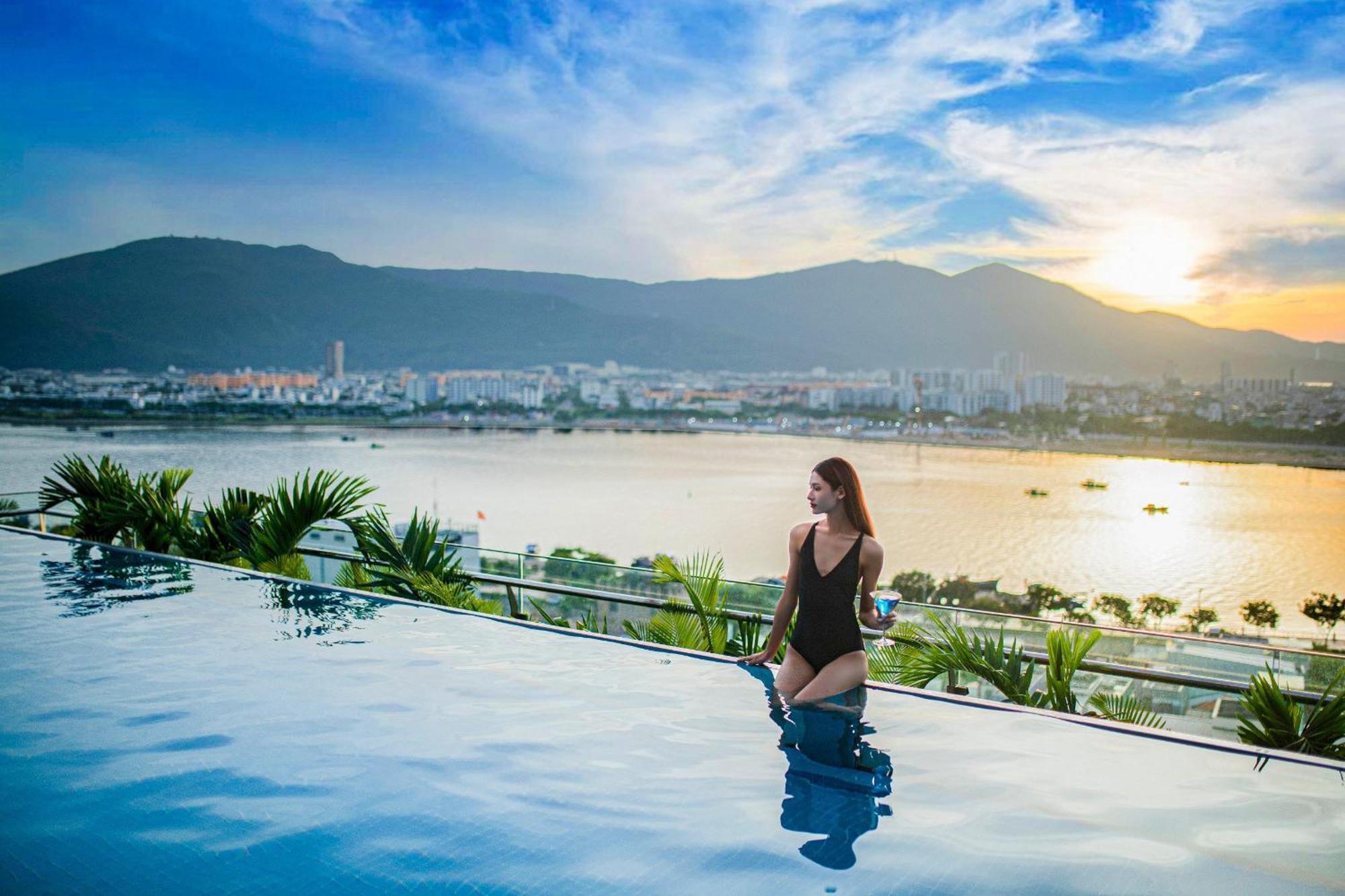 New Orient Hotel Da Nang Exterior photo